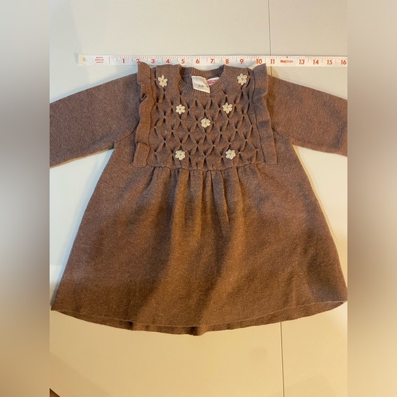 Zara Other - Zara - knit Dress - 12/18 months- with embroidery